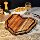 Tábua de Churrasco para Corte de Carne e Alimentos em Madeira Teca Origens Black, Ideal para Preparar e Servir com Estilo, Resistente e Elegante – WOODBULL.