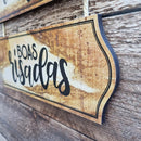 PLACA BOM CHURRASCO, BONS AMIGOS, BOAS RISADAS - 29x52cm